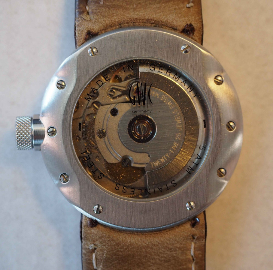TT-Uhr von der quattro GmbH - Ein Geschenk von Audi als besondere Erinnerung an die damalige TT Umbauaktion 'Phoenix'