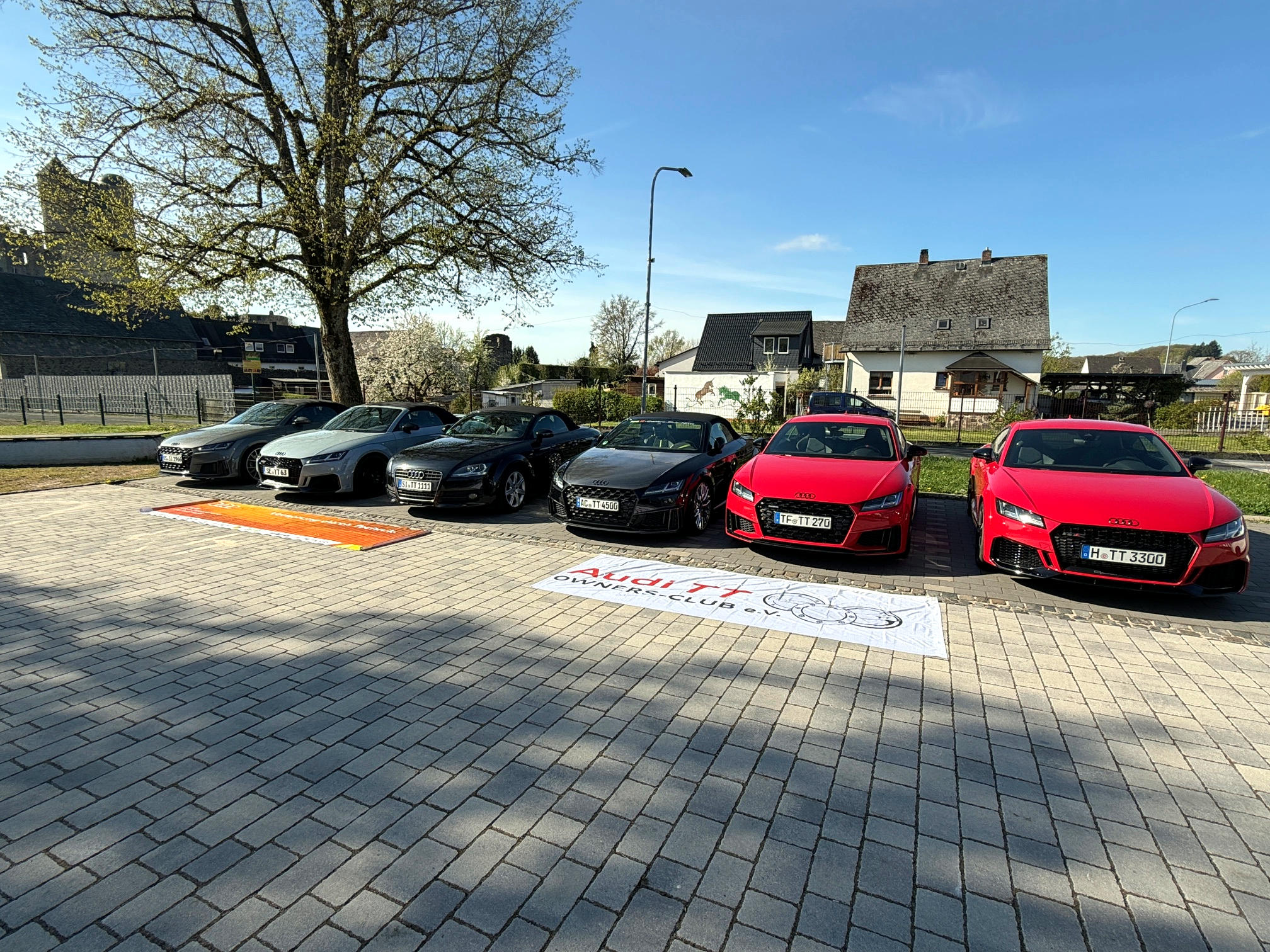 Saisoneröffnung NordlichTTer: On the road, am Wasser, in Bergen und Museen